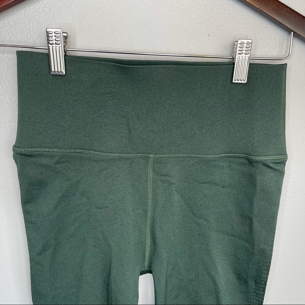 Fabletics Sync High Rise Seamless Perforated Legg… - image 4